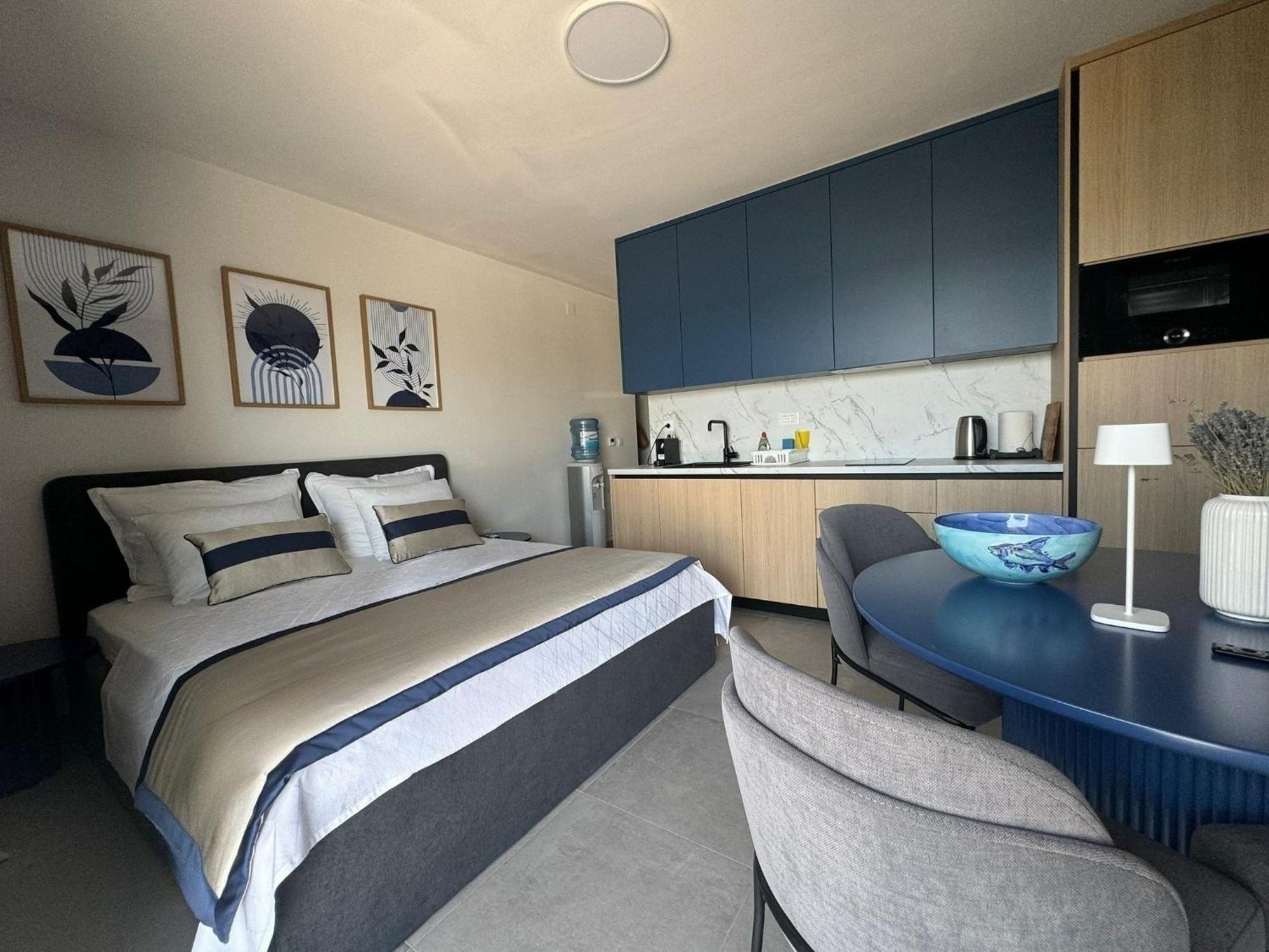 Apartments Dernaj Vir Eksteriør billede